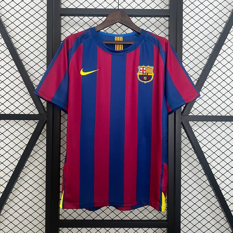 Camisa Barcelona Home 2005/06 - Versão Retro