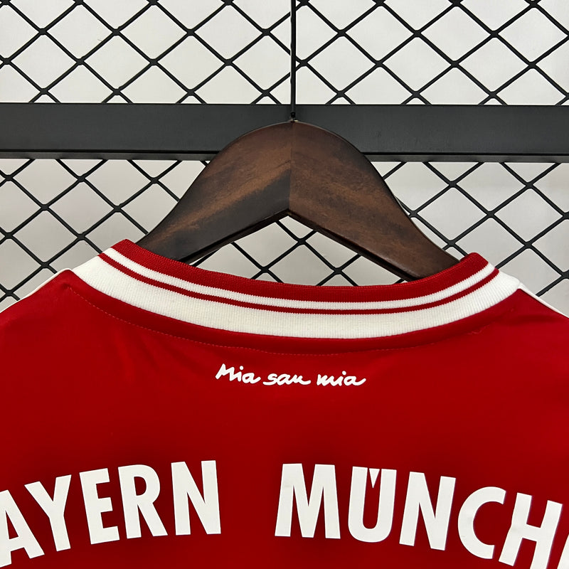 Camisa Bayern de Munique Home 13/14 - Versão Retro