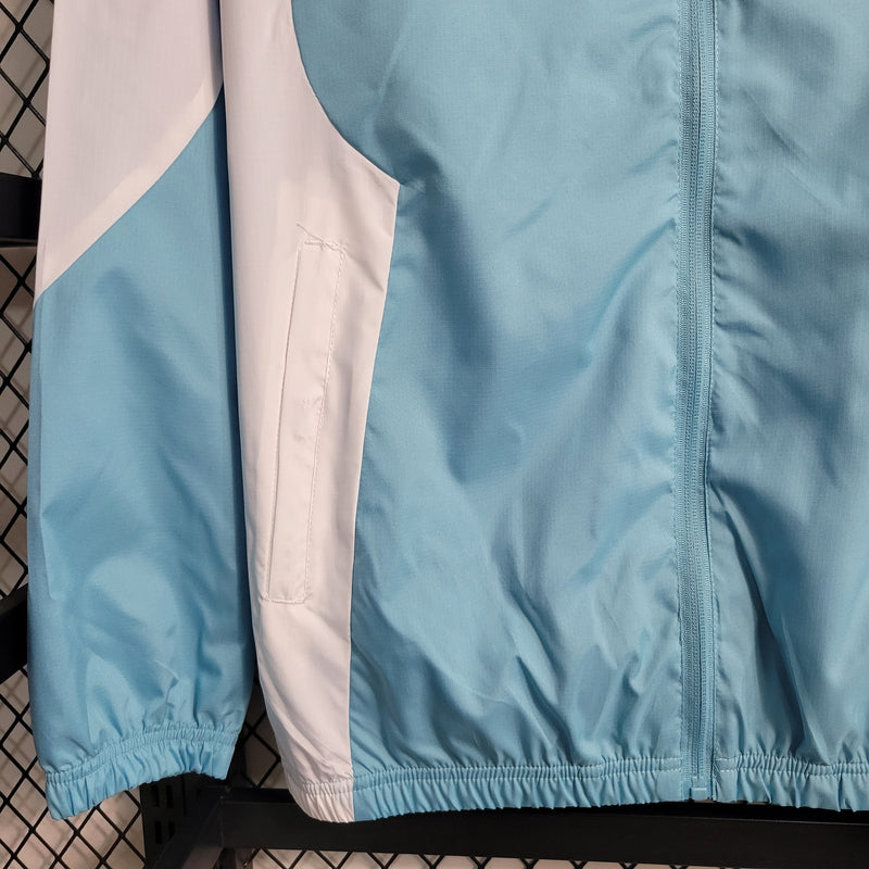 Jaqueta Corta Vento Manchester City 23/24 - Azul e Branca - JV Imports