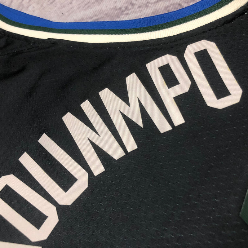 Regata NBA Milwaukee Bucks Statement Edition 22/23 - Masculina - Preta
