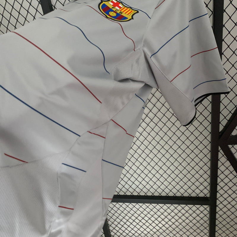 Camisa Barcelona Away 03/04 - Versão Retro