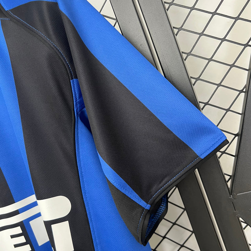 Camisa Inter de Milão Titular 04/05 - Versão Retro