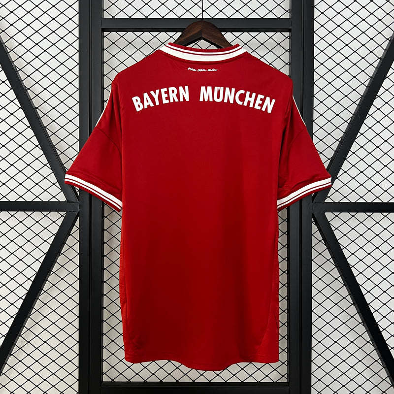 Camisa Bayern de Munique Home 13/14 - Versão Retro