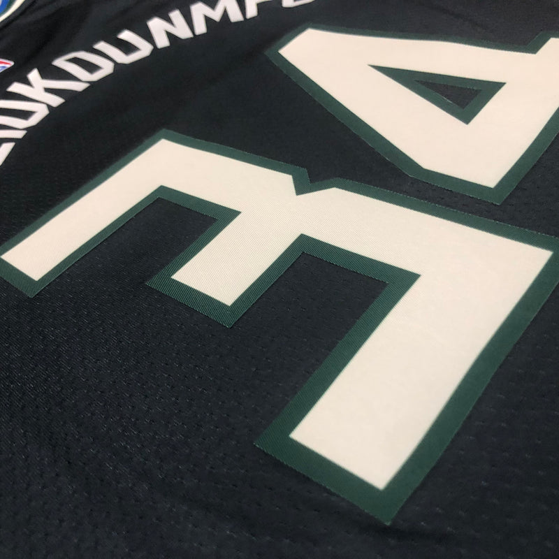 Regata NBA Milwaukee Bucks Statement Edition 22/23 - Masculina - Preta