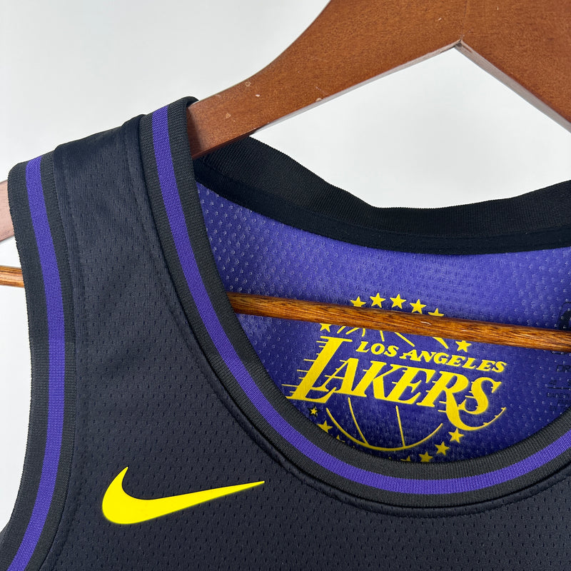 Regata NBA Los Angeles Lakers City Edition 2024/25 - Masculina - Preta e Roxa