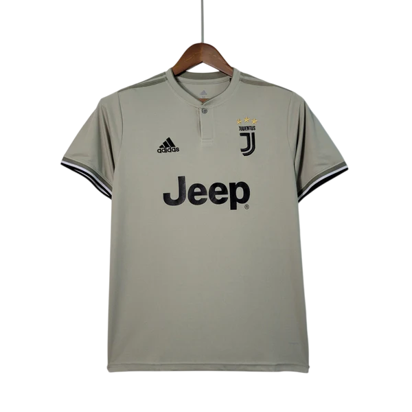 Camisa Juventus Reserva 18/19 - Versão Retro